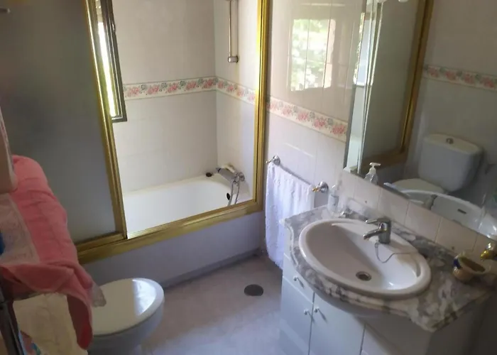 Konukevi Cuarto Privado Doble En *